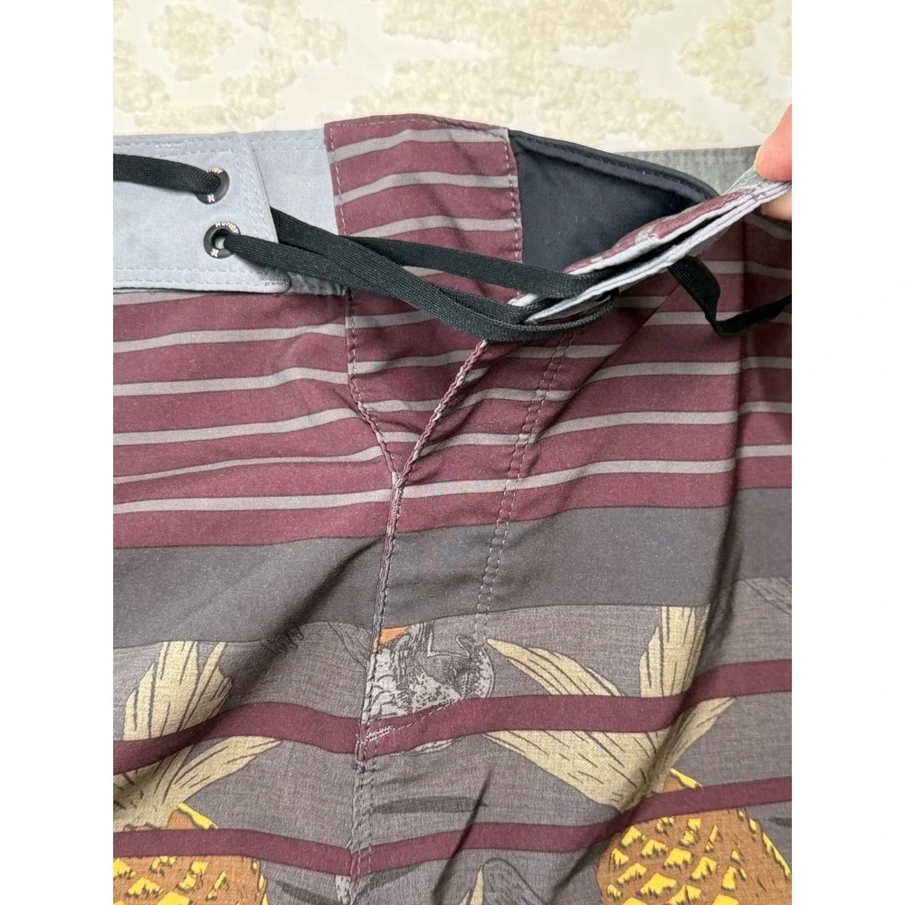 Hurley phantom gray